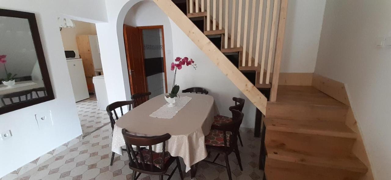 Thomas Nyaralo Villa Balatonmariafurdo Luaran gambar