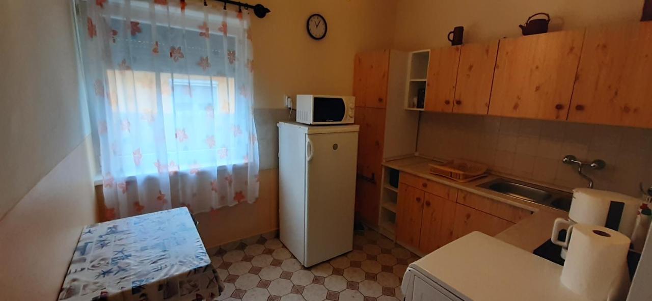 Thomas Nyaralo Villa Balatonmariafurdo Luaran gambar